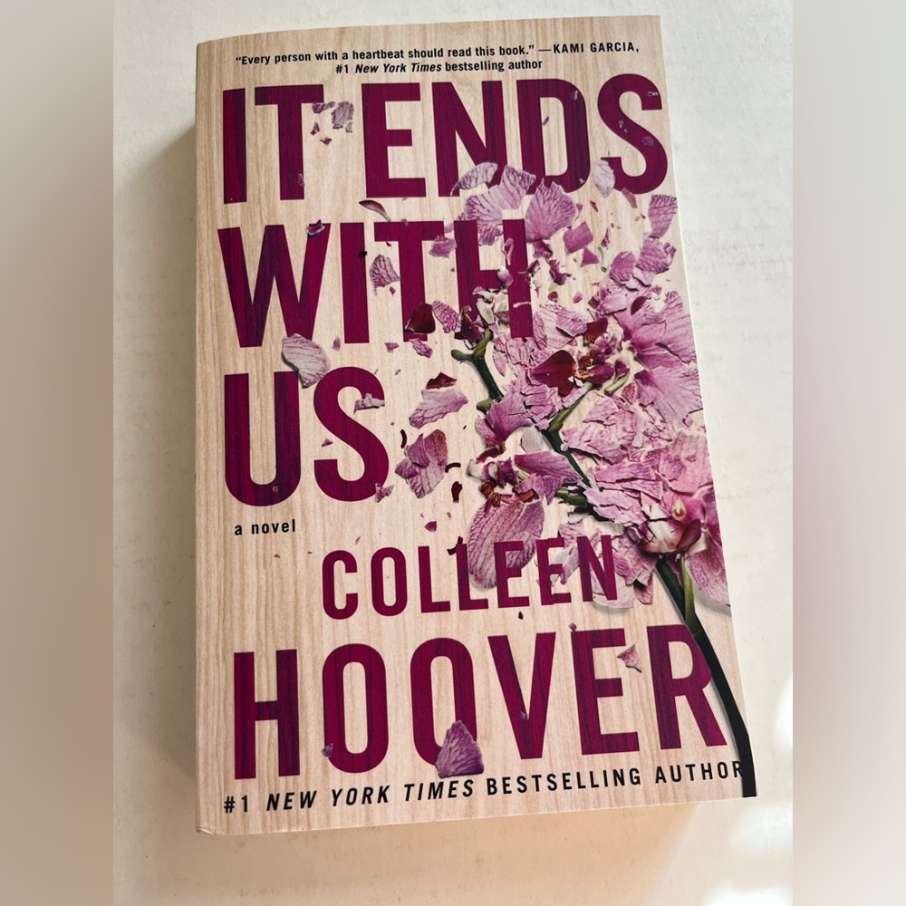 It Ends With Us Softcover